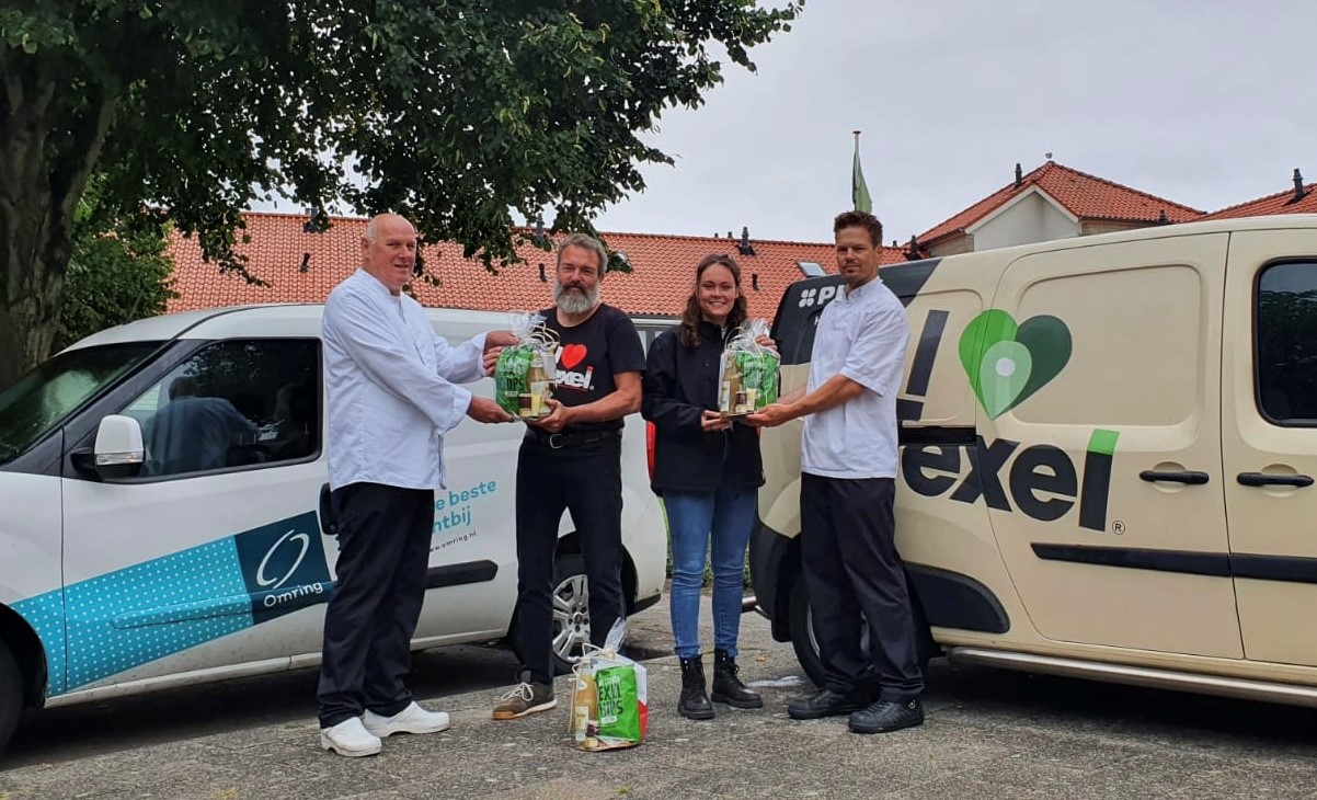 Omring en I Love Texel slaan handen ineen voor gezond aan tafel op Texel