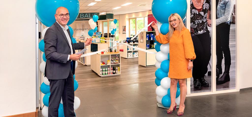 Vernieuwde Omringwinkel in Hoorn officieel geopend