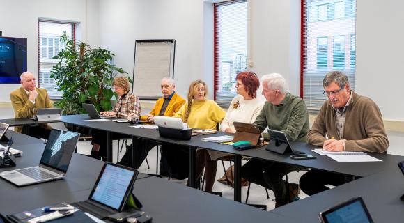 Foto van de vergadering van de centrale cliëntenraad.