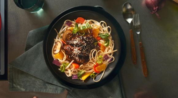 Uitgekookt maaltijd geserveerd