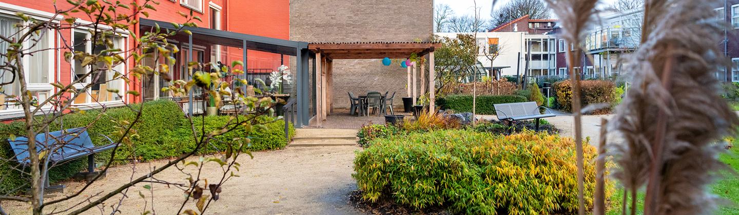 De tuin van woonzorglocatie Lindendael