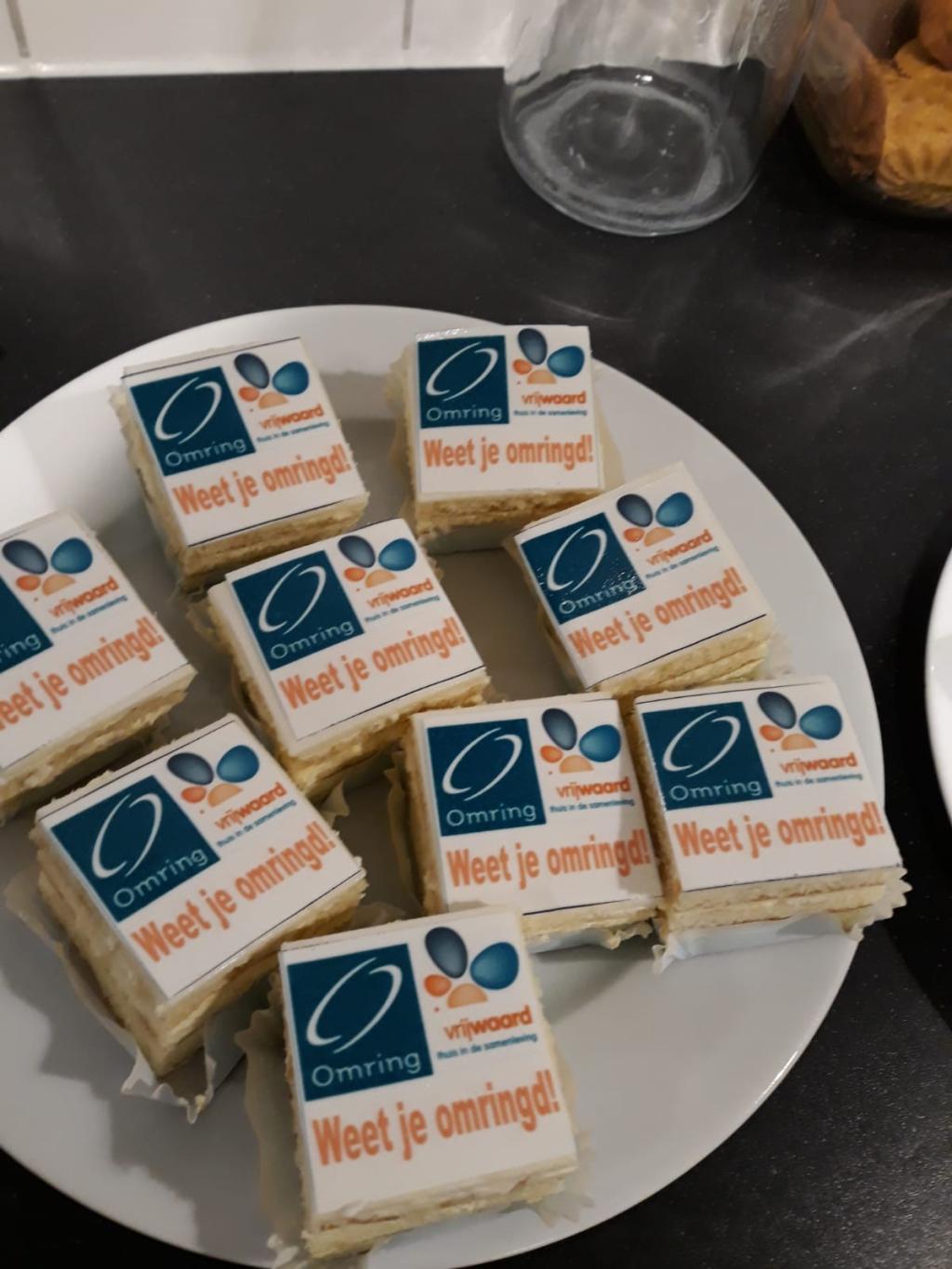 Gebak voor alle bewoners, medewerkers en vrijwilligers van Vrijwaard
