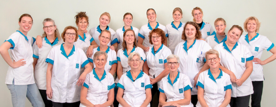 Een groepsfoto van thuiszorgteam Bovenkarspel Grootebroek