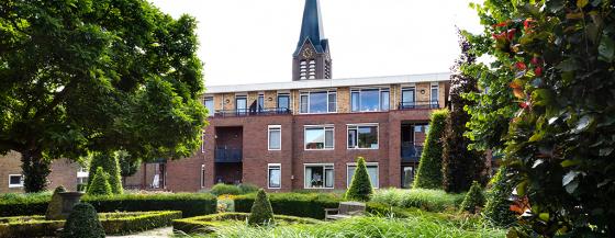Omringlocatie Valbrug ligt middenin de historische binnenstad van Medemblik.